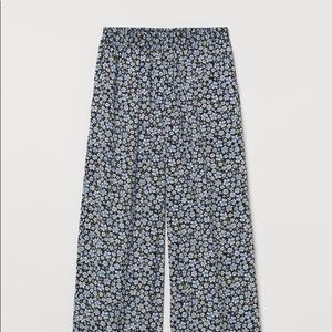 H&M size small blue floral wide cut satin pants